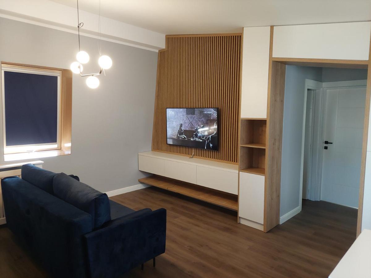 Lovely Apartment Ioana Târgu Neamţ Bagian luar foto